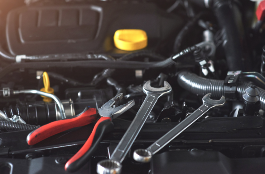 Car Engine Diagnostics Reading